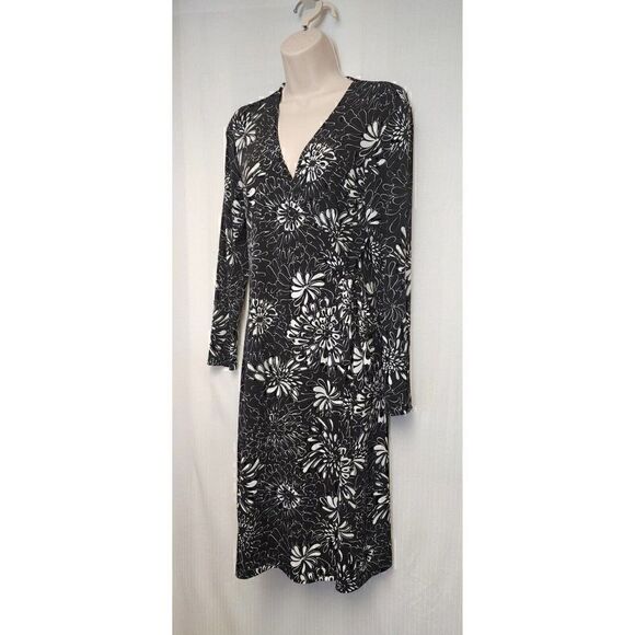 Chicos Floral Wrap Midi Dress Size 0/ US Small Black & White - Picture 4 of 7